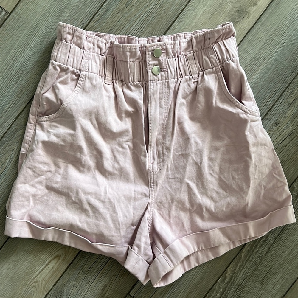 H&M high waist short lavender color size 10